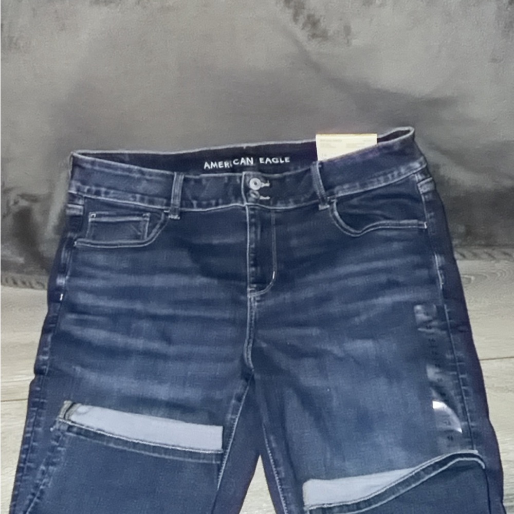 American Eagle Outfitters Women's Deep Indigo Capris Jeans